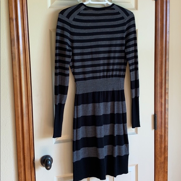 Ann Taylor LOFT sweater dress XS - Picture 4 of 5
